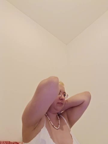 Vika211 Live Sex December 17, 2025