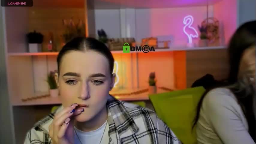 luna_tin Live Sex December 17, 2025