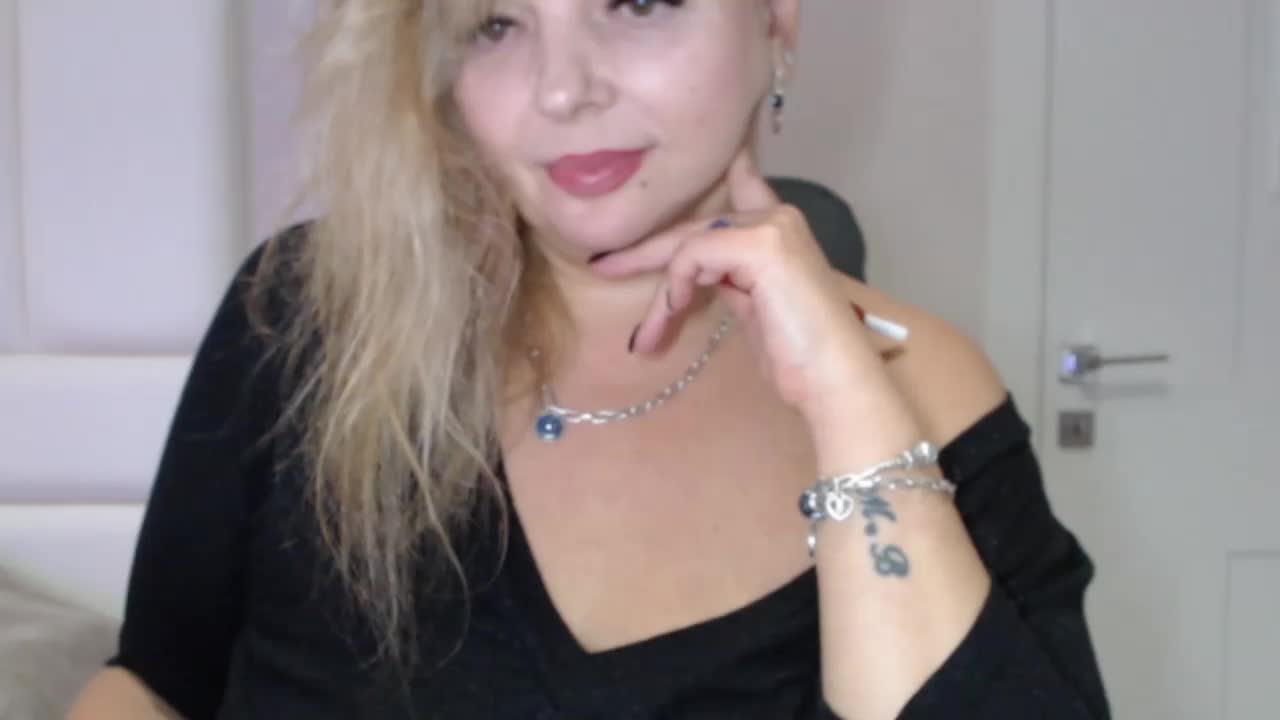 aniutkamau Live Sex December 14, 2025