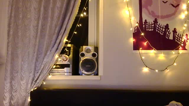 Emily_Silence Live Sex December 12, 2025