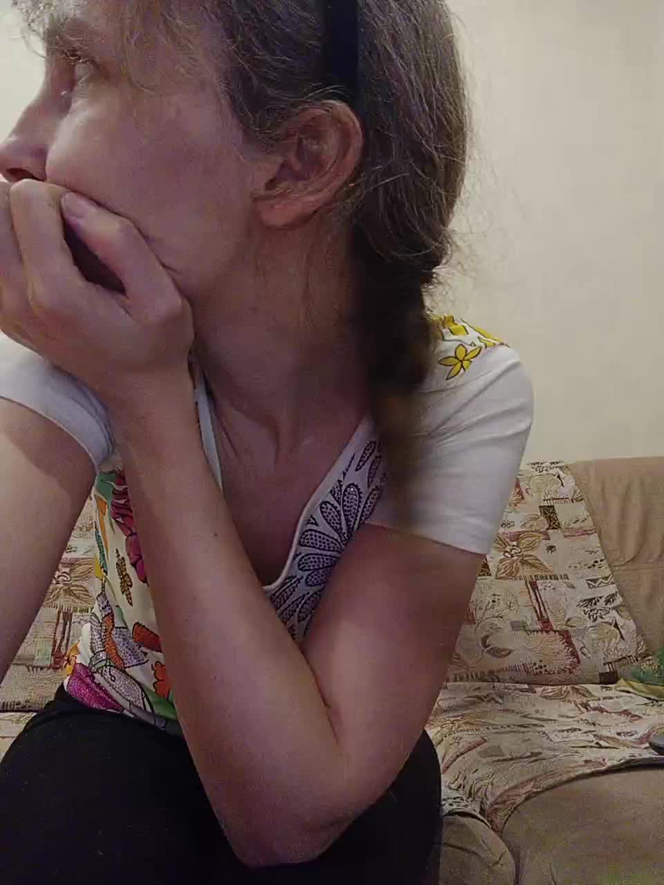 -Queen-Margo- Live Sex December 13, 2025