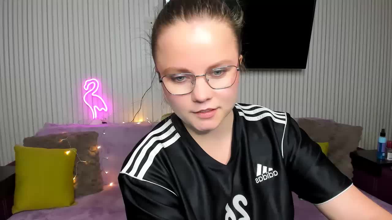 milalapka Live Sex December 17, 2025