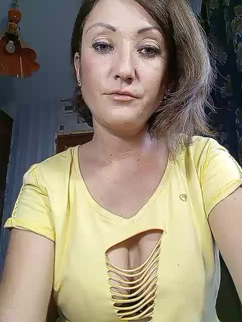 8BESTGirl8 Live Sex December 12, 2025