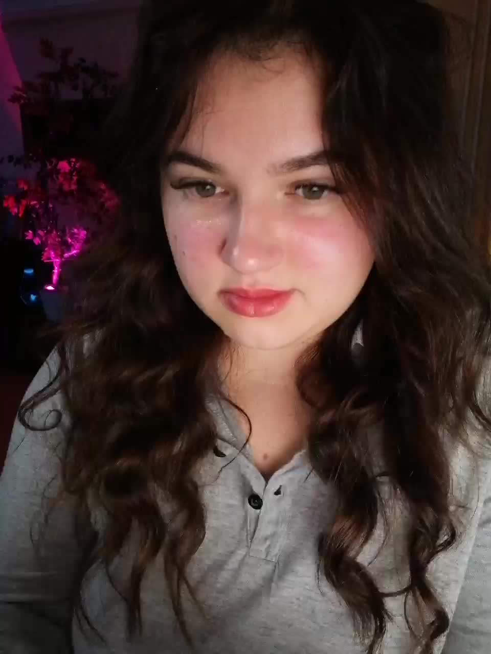JuliaHesperaks Live Sex December 13, 2025