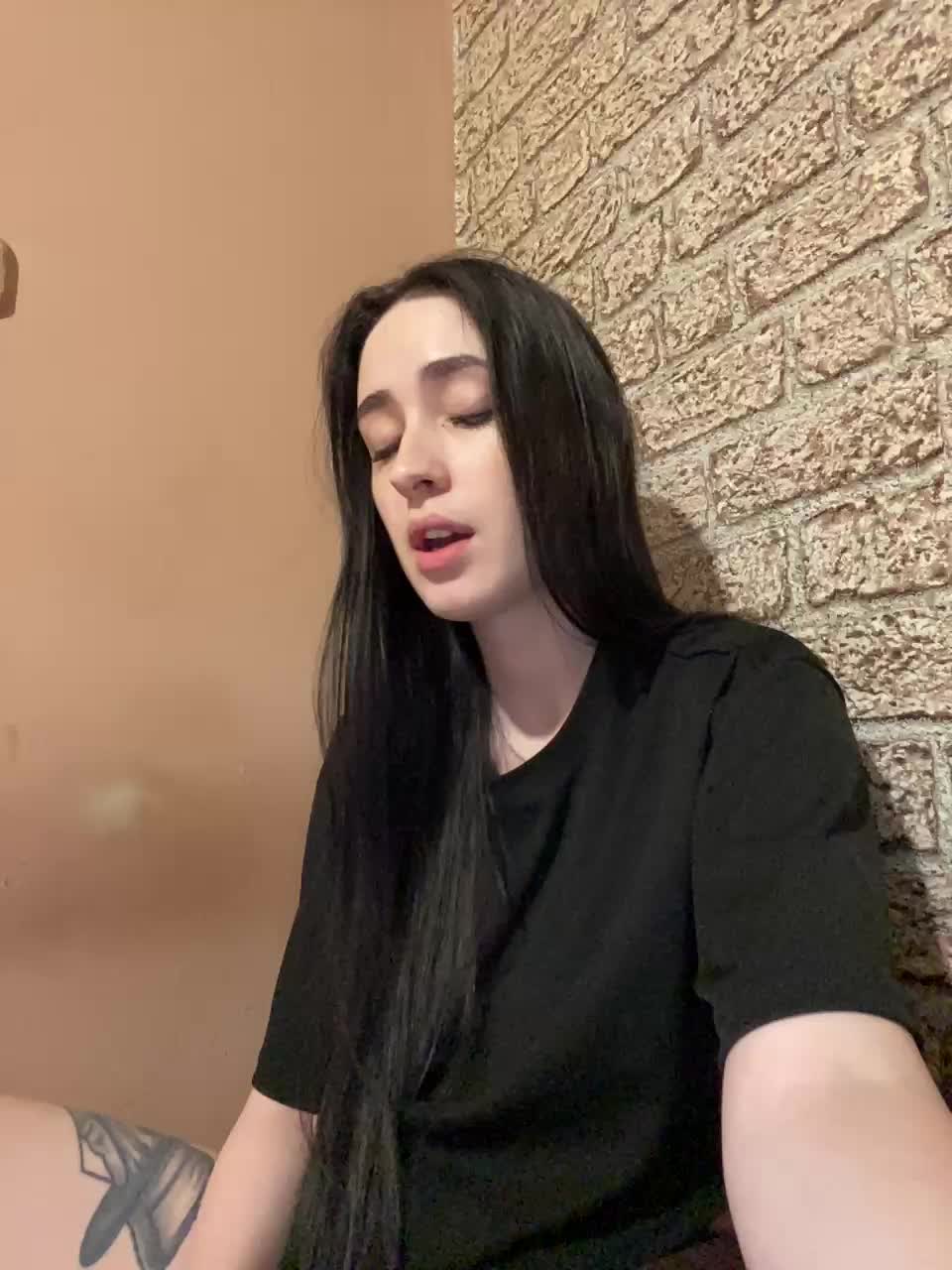 Hikikomori27 Live Sex December 13, 2025