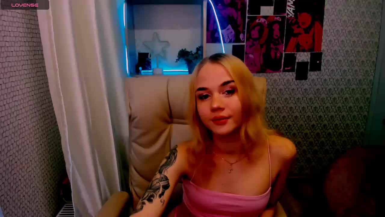 Lollyybaby Live Sex December 13, 2025