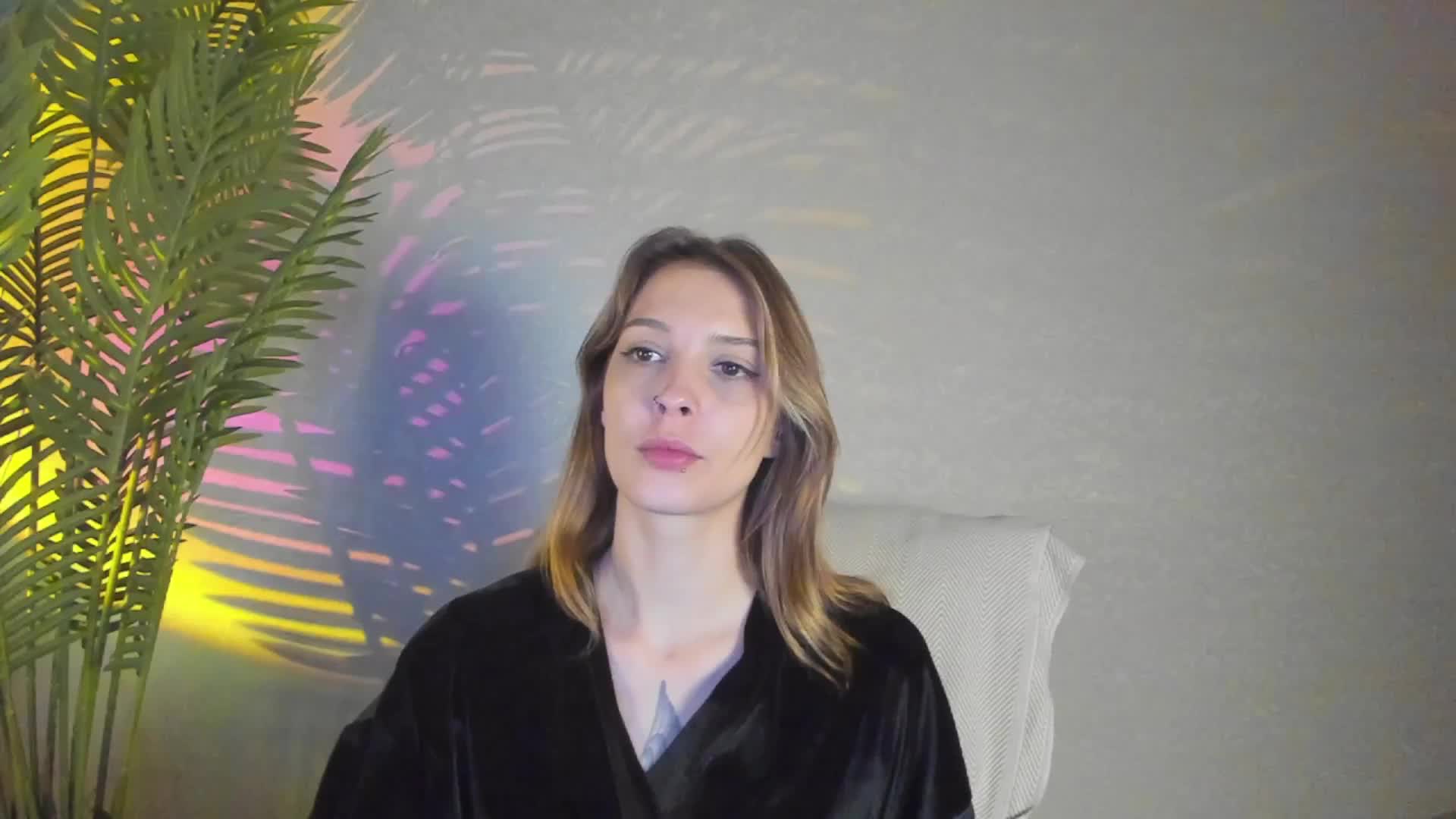 Maribett Live Sex December 12, 2025