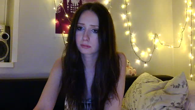 Emily_Silence Live Sex December 12, 2025