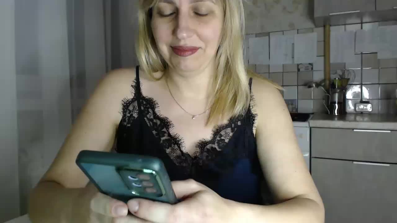 Karmella Live Sex December 13, 2025