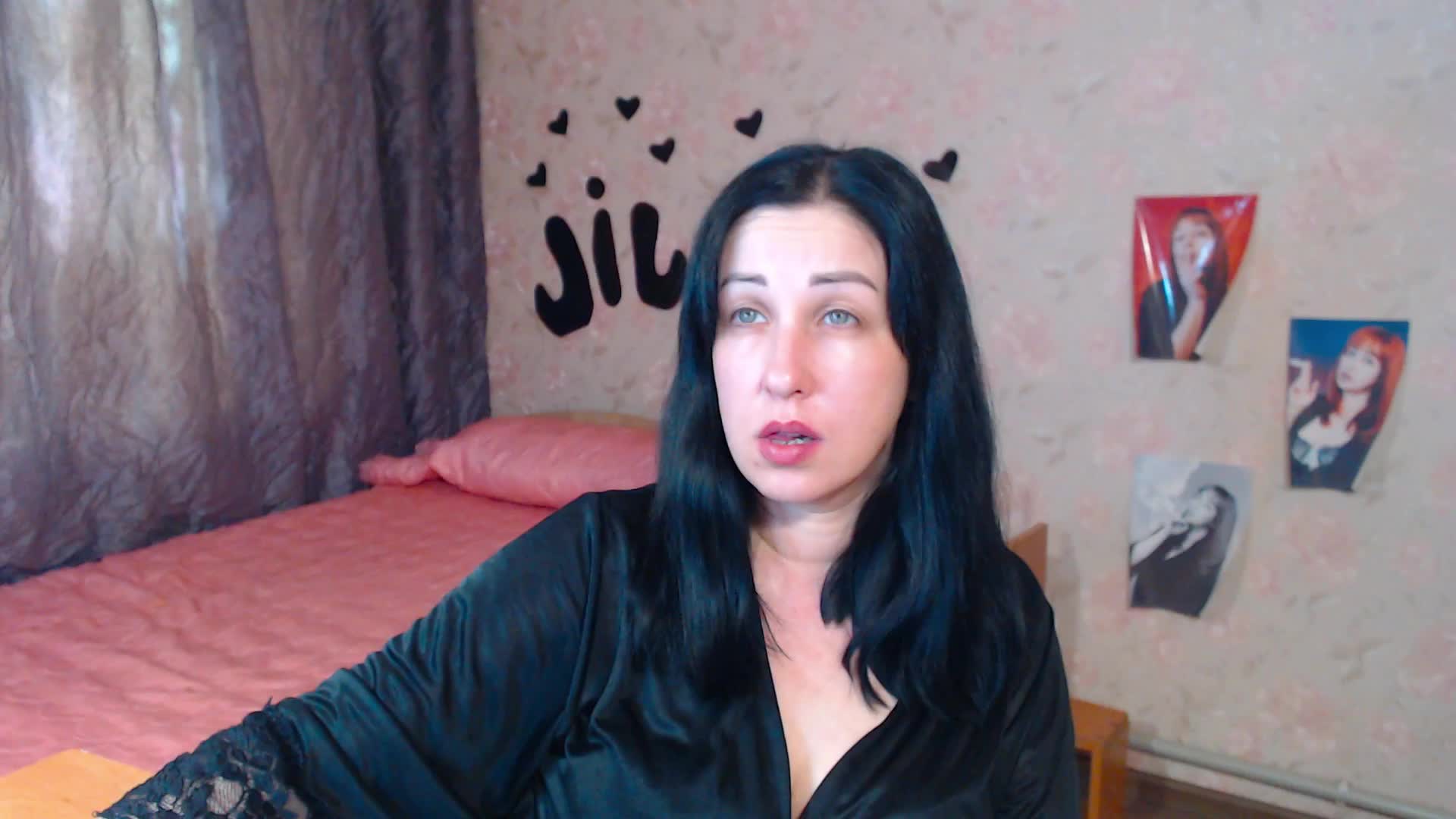 JillStevens Live Sex December 17, 2025