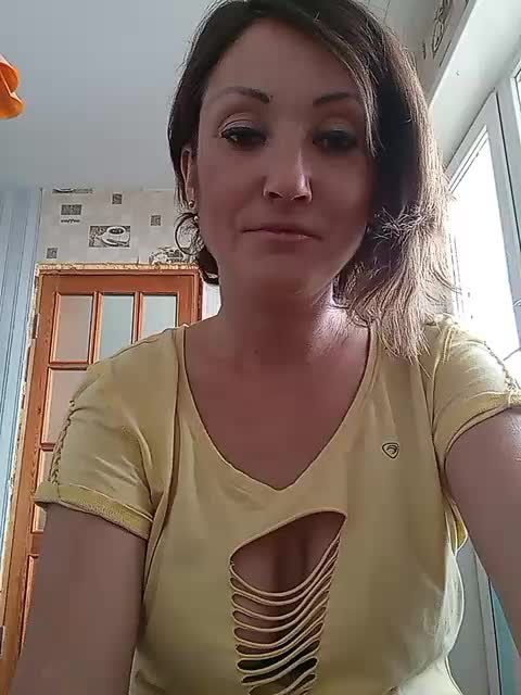 8BESTGirl8 Live Sex December 12, 2025