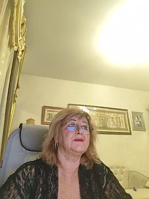 KarinkaSweet Live Sex December 13, 2025