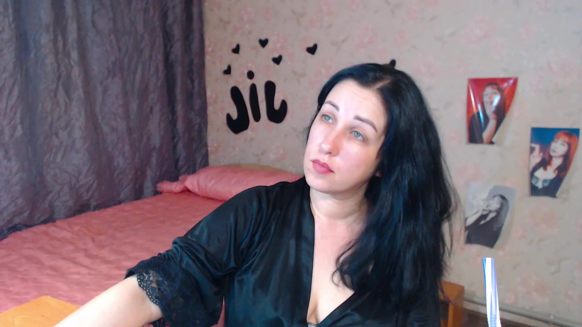 JillStevens Live Sex December 17, 2025