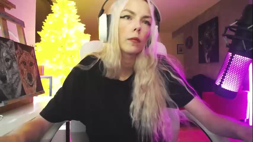 tinykylie Live Sex December 17, 2025
