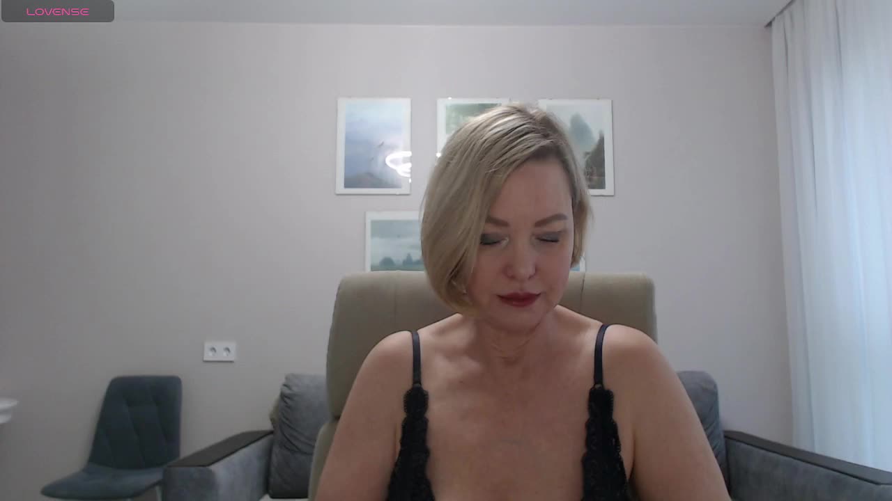 ILUBOVE Live Sex December 13, 2025