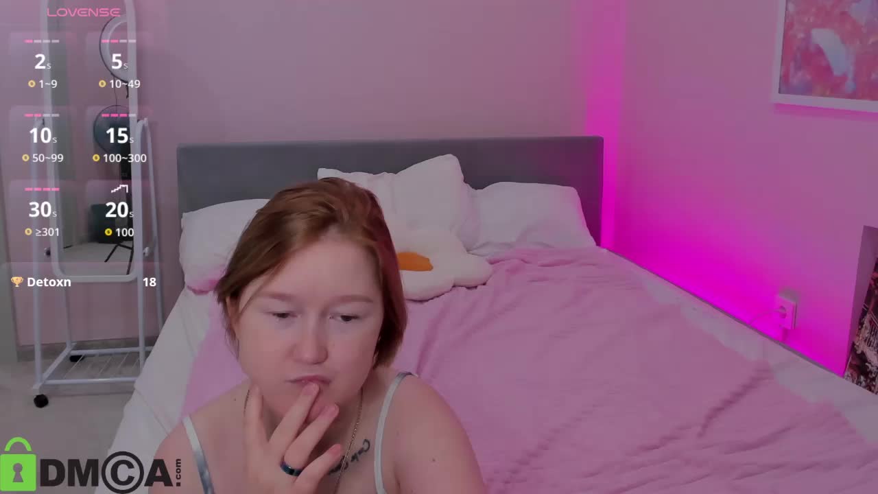 Sara-Moor Live Sex December 15, 2025