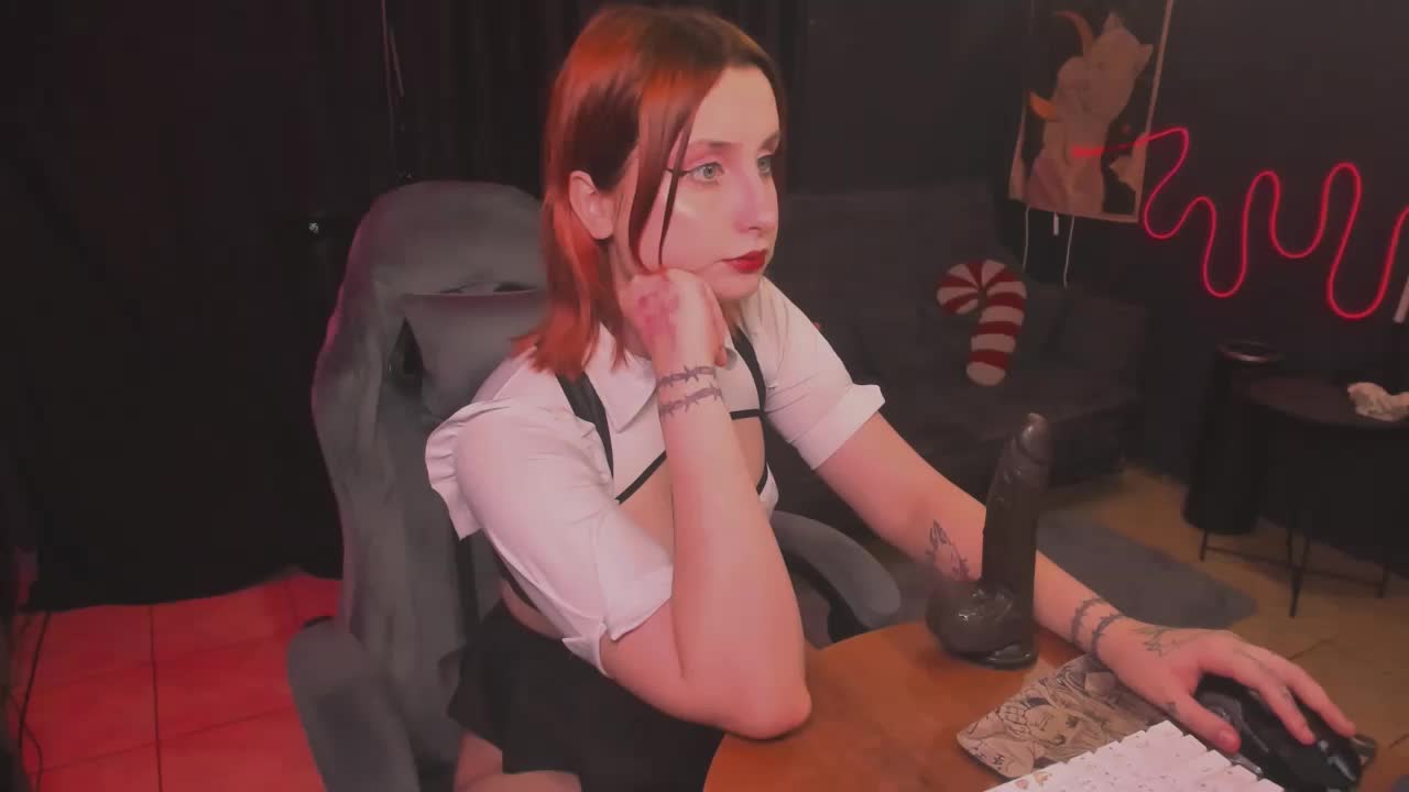 faketattoo Live Sex November 14, 2025