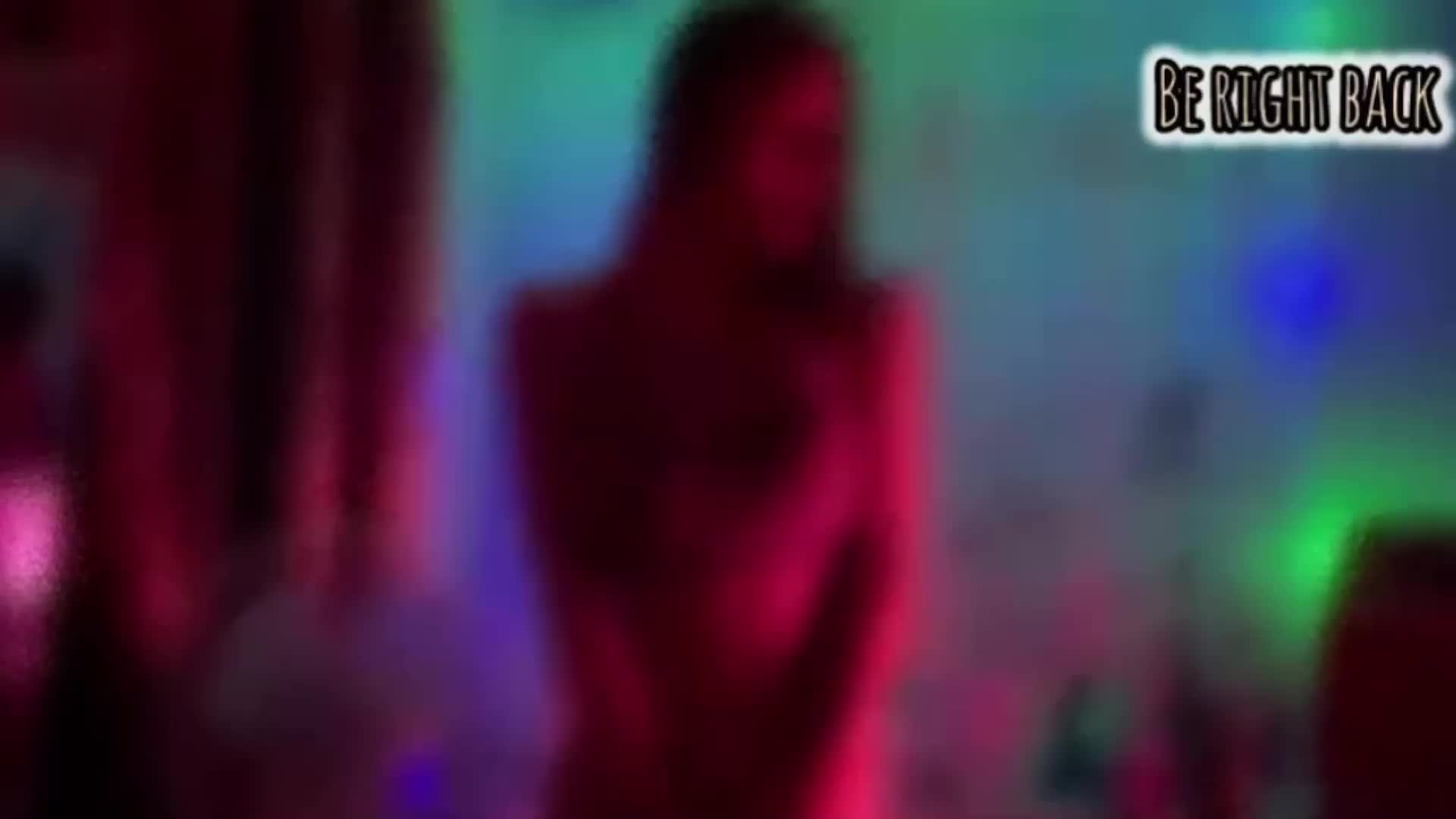 Armura Live Sex December 17, 2025