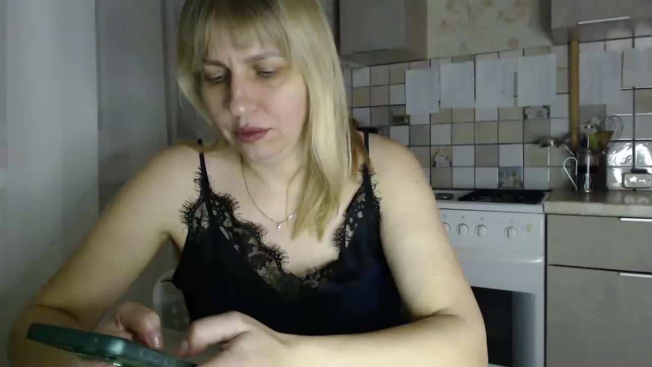 Karmella Live Sex December 13, 2025