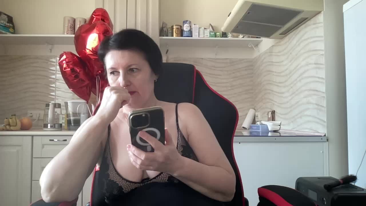 HotMilfPussy Live Sex December 17, 2025