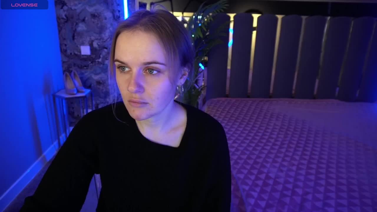 MaribelRiver Live Sex December 13, 2025