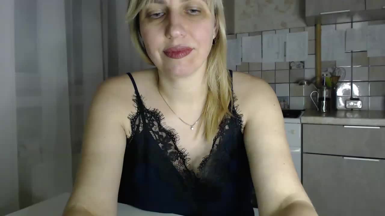 Karmella Live Sex December 13, 2025