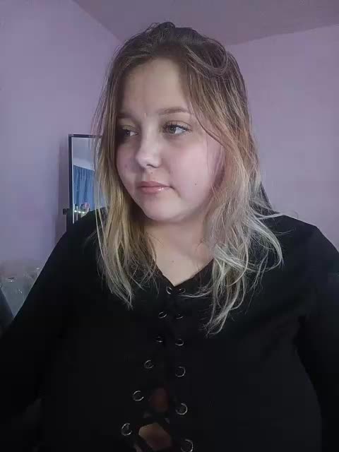 Skujnaya Live Sex December 13, 2025