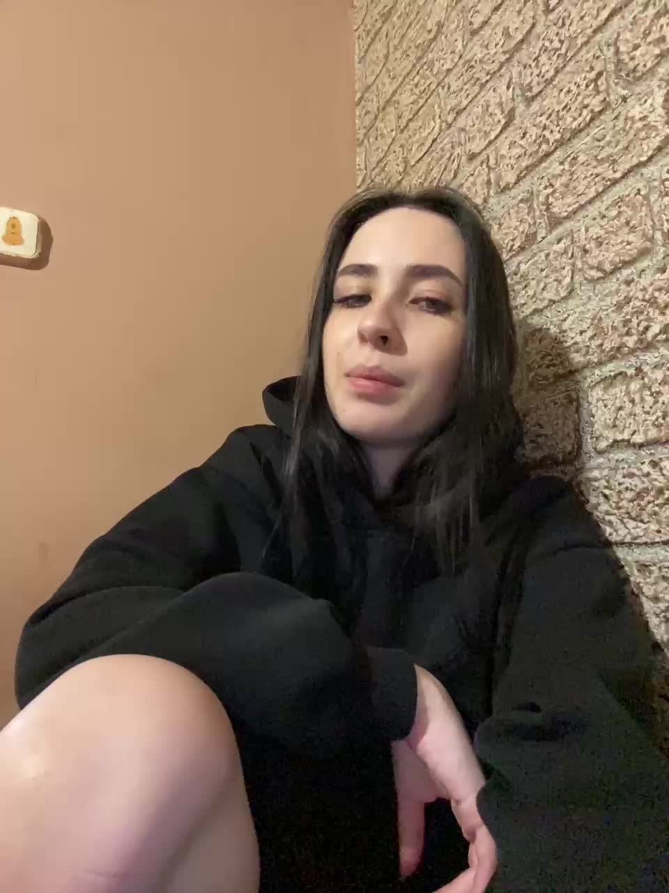 Hikikomori27 Live Sex December 13, 2025