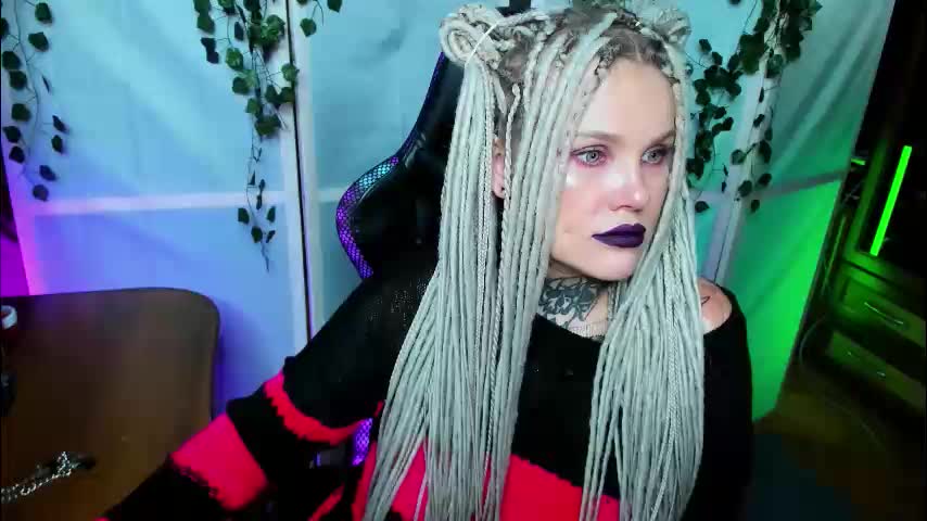 hannah_chaos Live Sex December 14, 2025