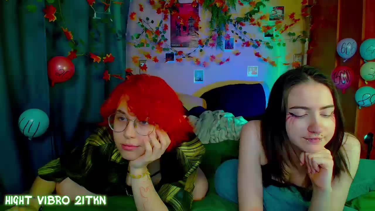 Tricky_Kitsune Live Sex December 17, 2025