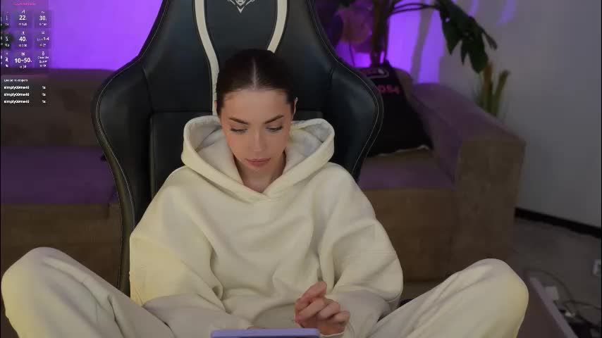 kira0541 Live Sex December 18, 2025