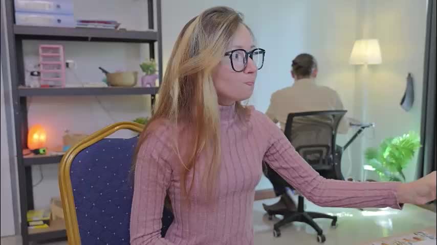 ellcrys Live Sex December 14, 2025