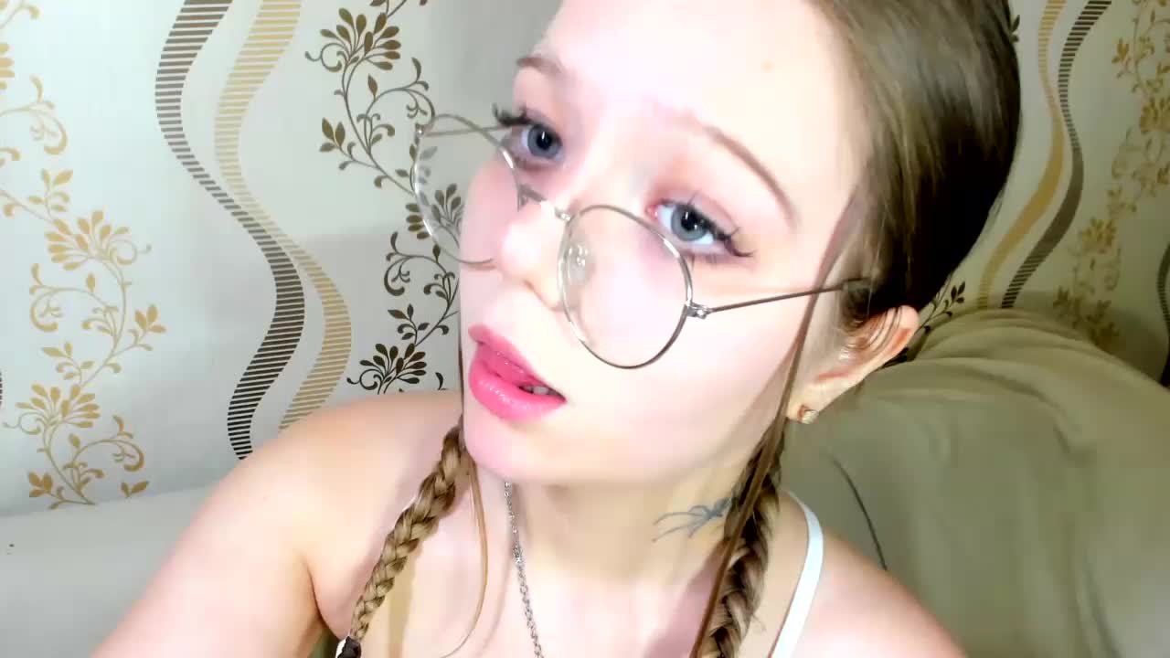 MelMooon Live Sex December 13, 2025