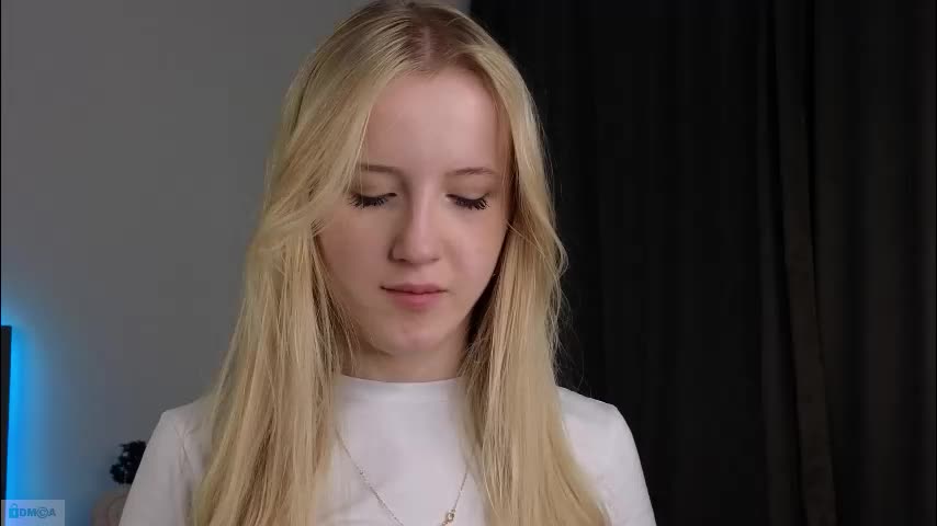 adele_armas Live Sex December 14, 2025
