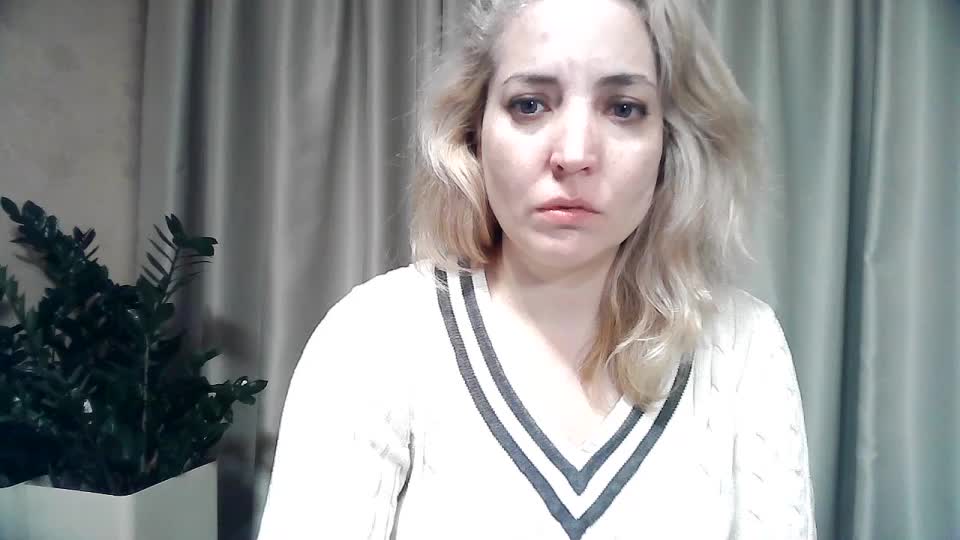 mariska-kiska Live Sex December 13, 2025