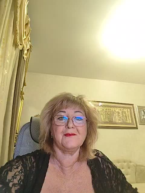 KarinkaSweet Live Sex December 13, 2025
