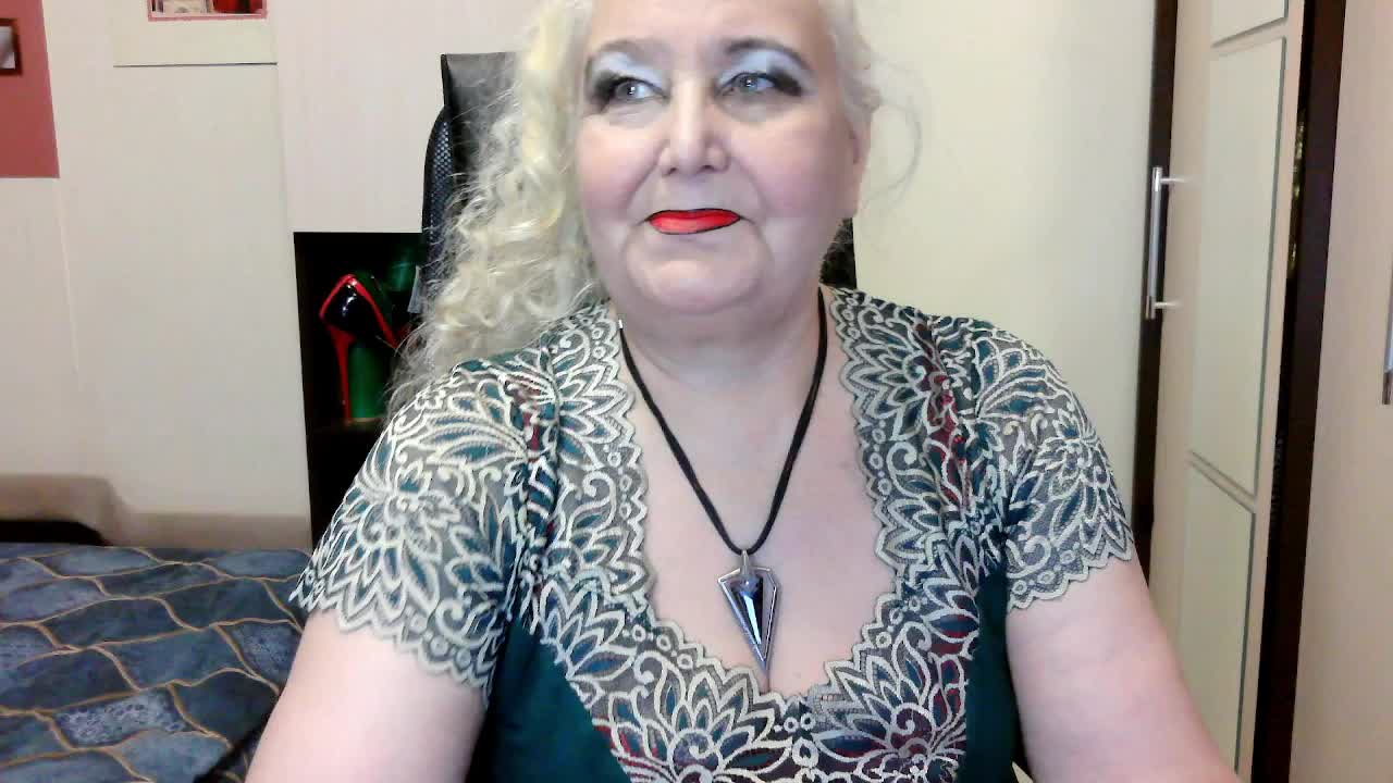 GrannyWants Live Sex December 15, 2025