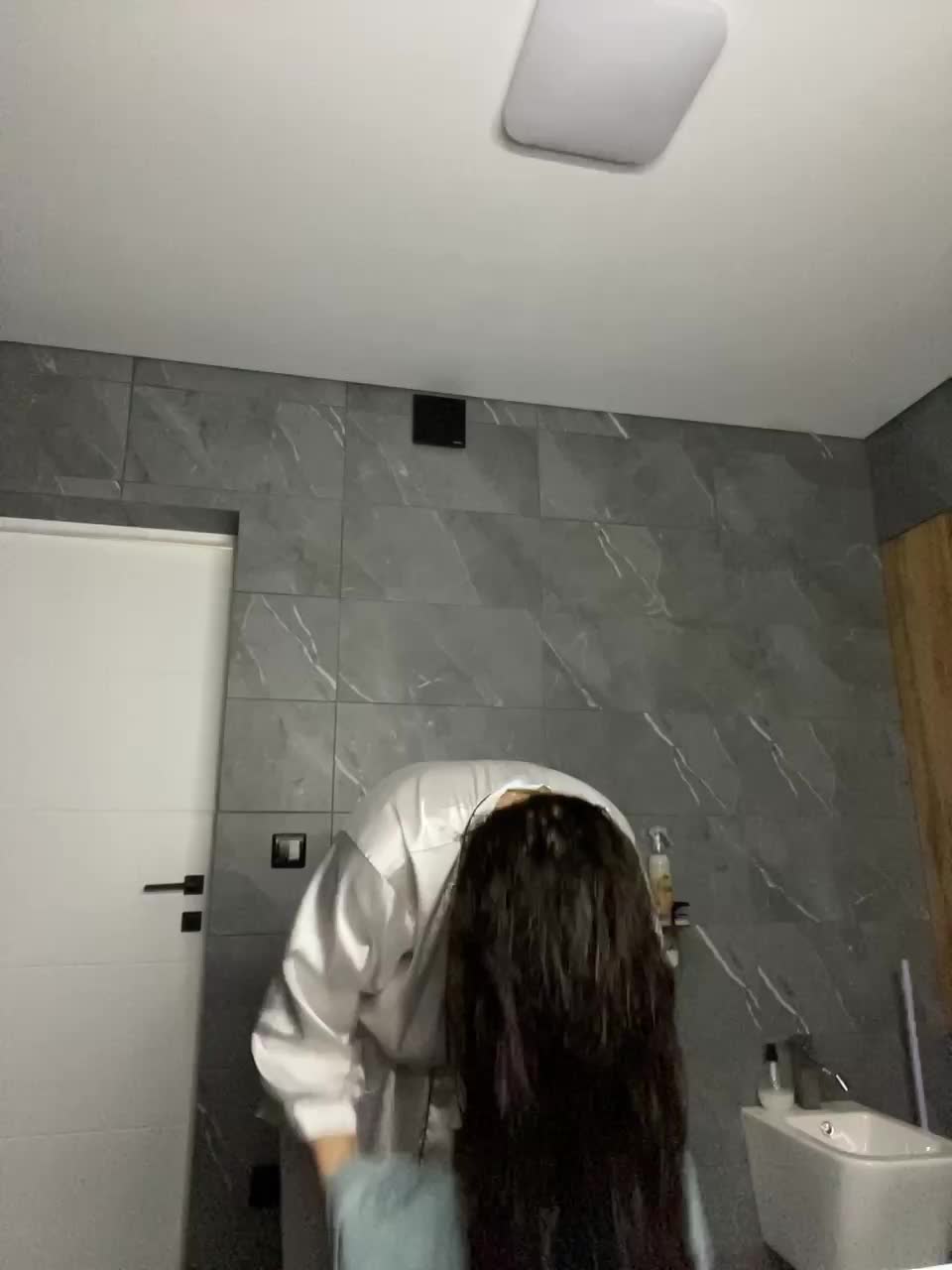 Potifays Live Sex December 14, 2025