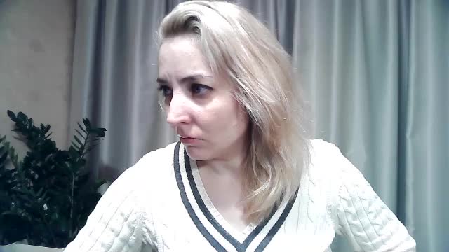 mariska-kiska Live Sex December 13, 2025