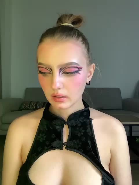 -Nezukoo- Live Sex December 14, 2025