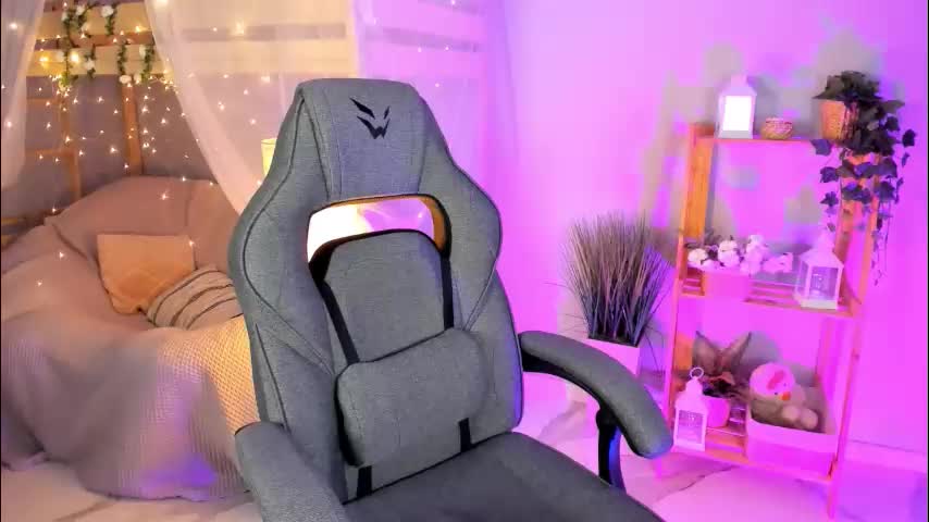 sarahholly Live Sex December 13, 2025