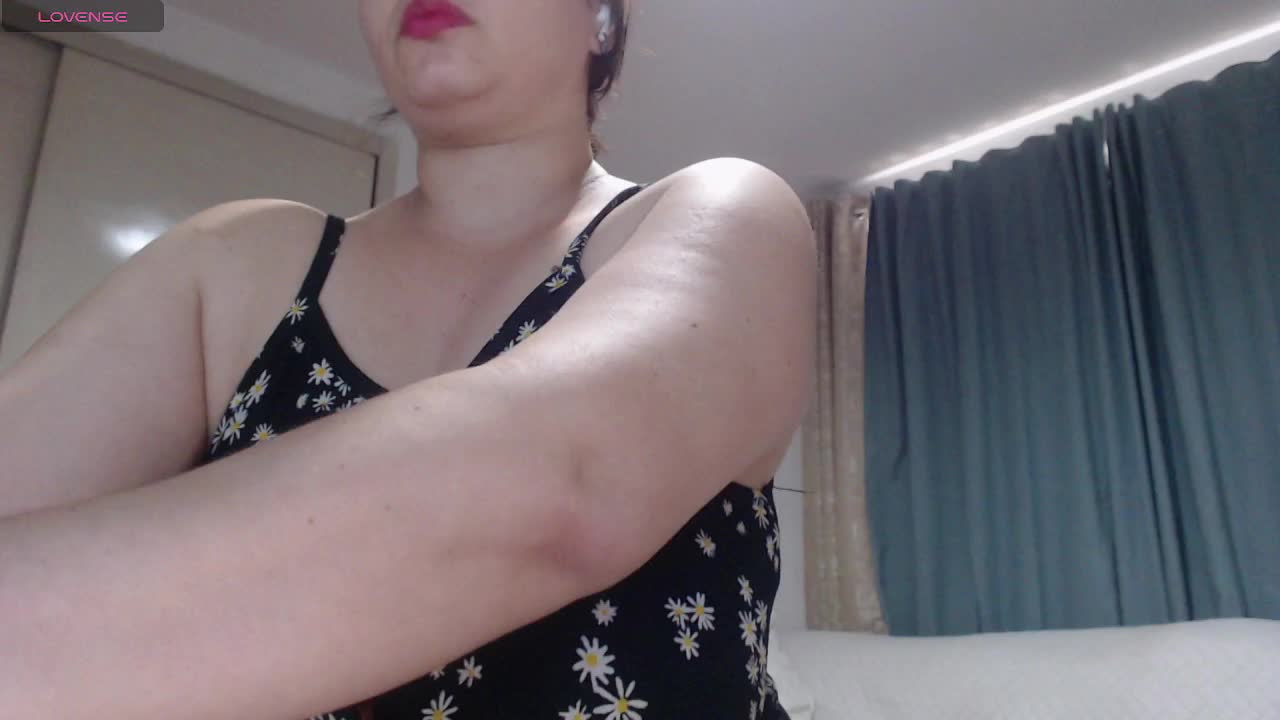 naturalmoommy Live Sex December 14, 2025