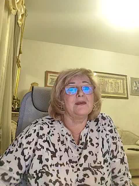KarinkaSweet Live Sex December 13, 2025