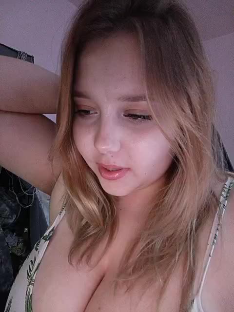 Skujnaya Live Sex December 13, 2025