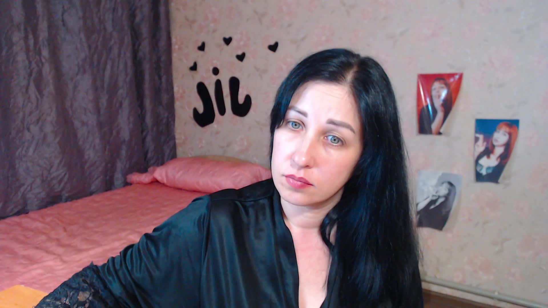 JillStevens Live Sex December 17, 2025