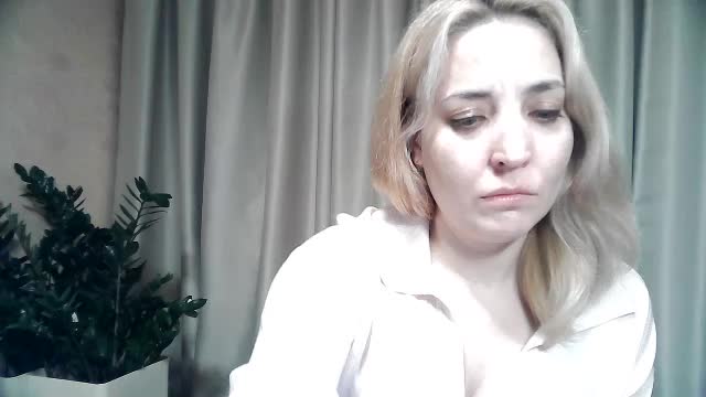 mariska-kiska Live Sex December 13, 2025