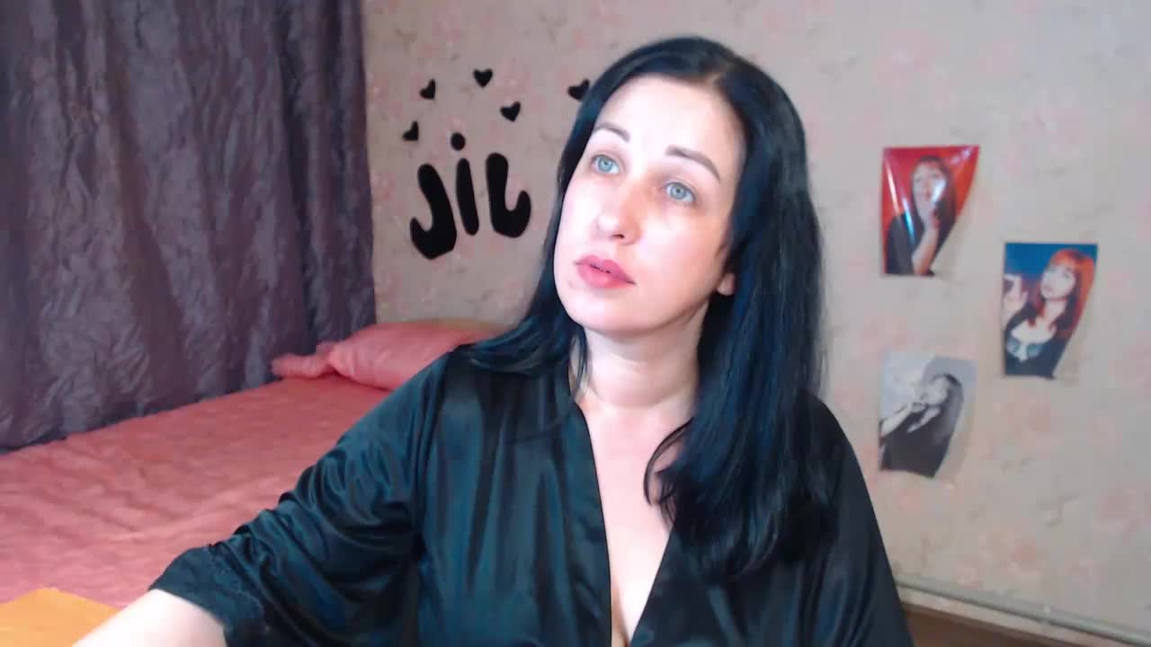 JillStevens Live Sex December 17, 2025