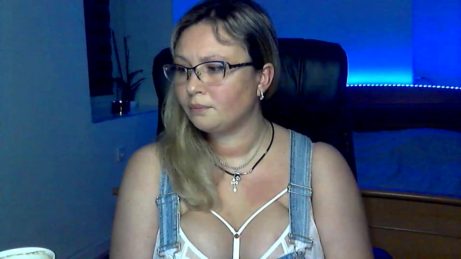 NERVOMOTINA Live Sex December 13, 2025