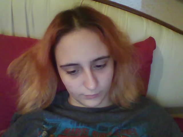 Hotredhead01 Live Sex December 13, 2025