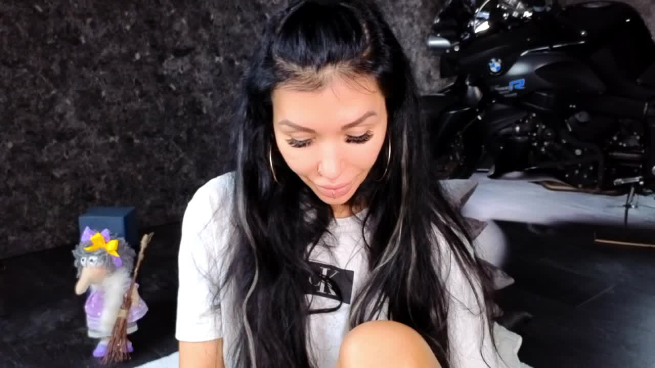 -BABAYAGA- Live Sex December 13, 2025